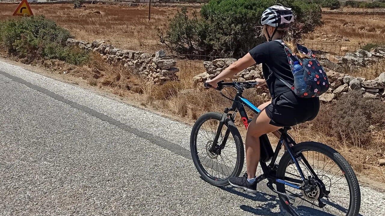 The Round of Paros on an E-bike